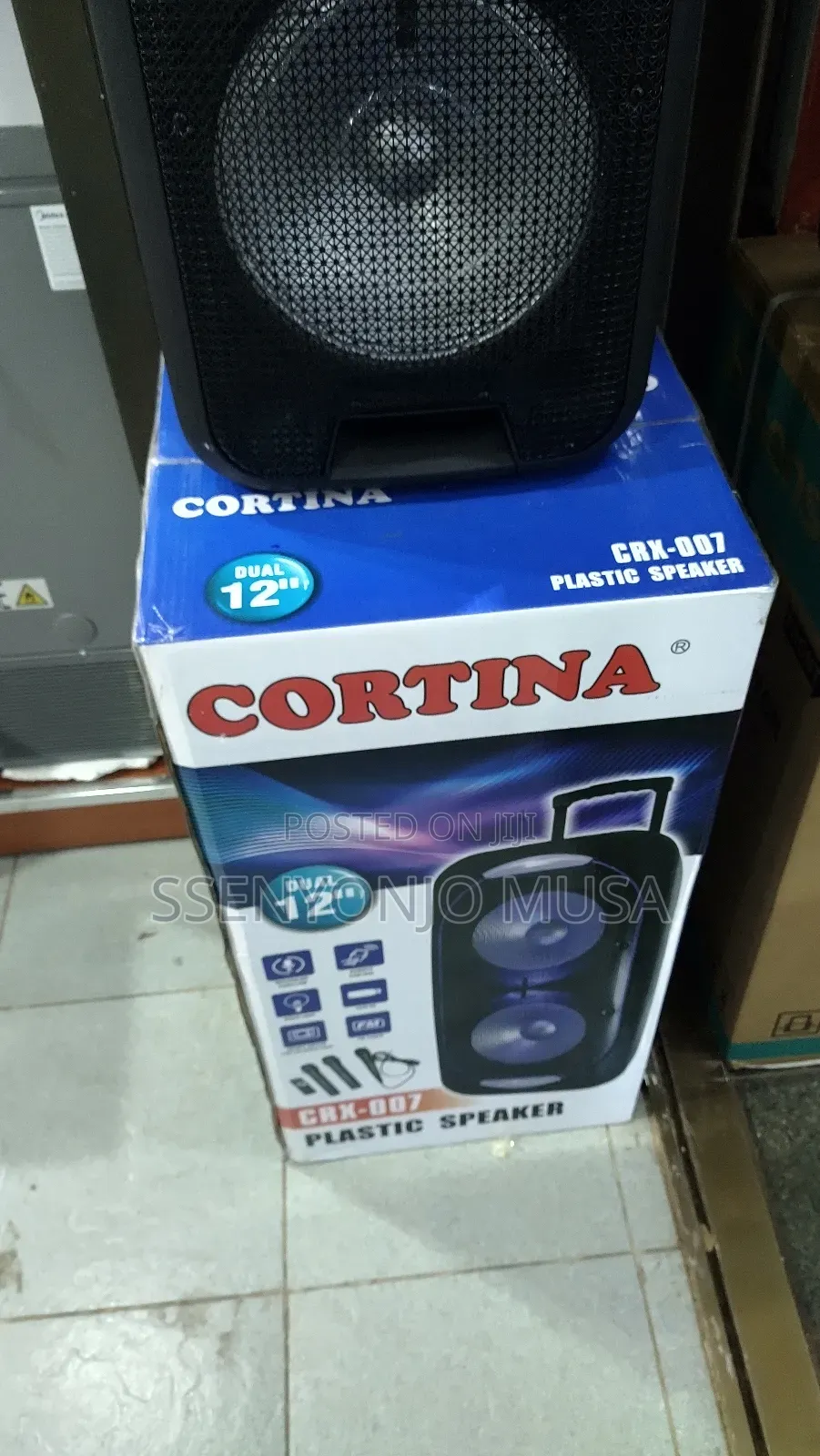 Cortina R CRX-007 12" Portable Pa Speaker With Microphones