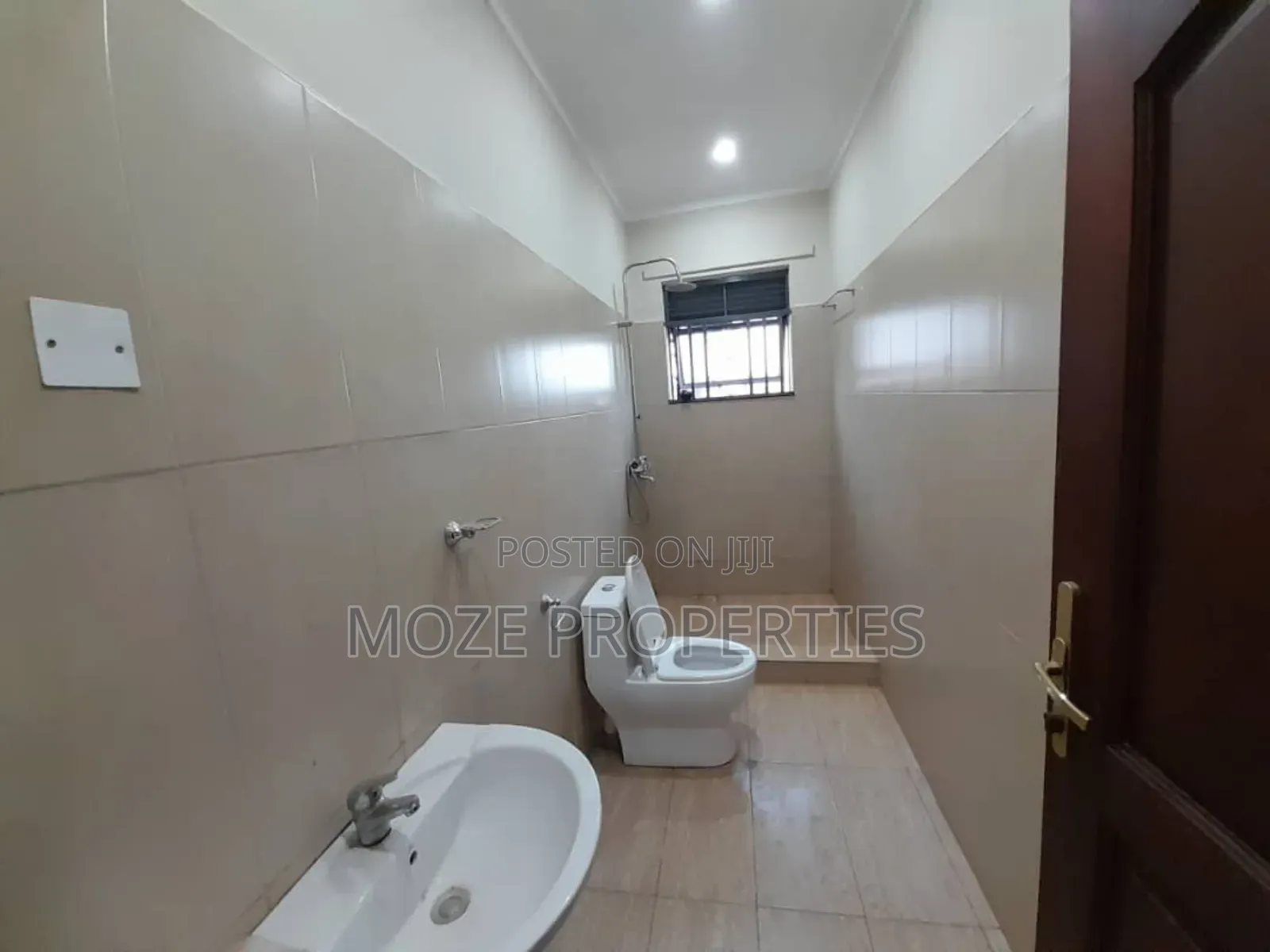4bdrm Bungalow in Mbalwa Namugongo, Central Division for rent