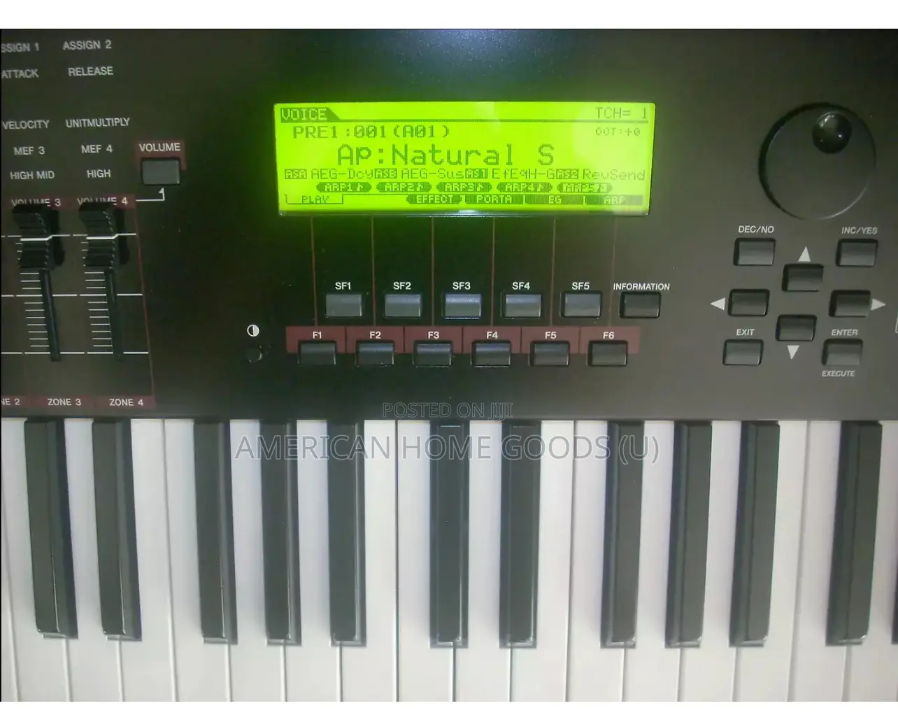 Yamaha S90es Keyboard Synthesizer With Full 88 Weighted Keys