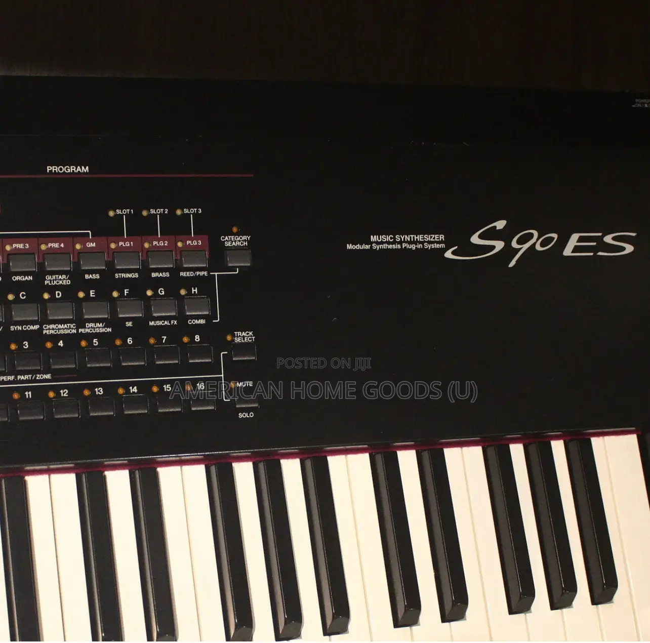 Yamaha S90es Keyboard Synthesizer With Full 88 Weighted Keys