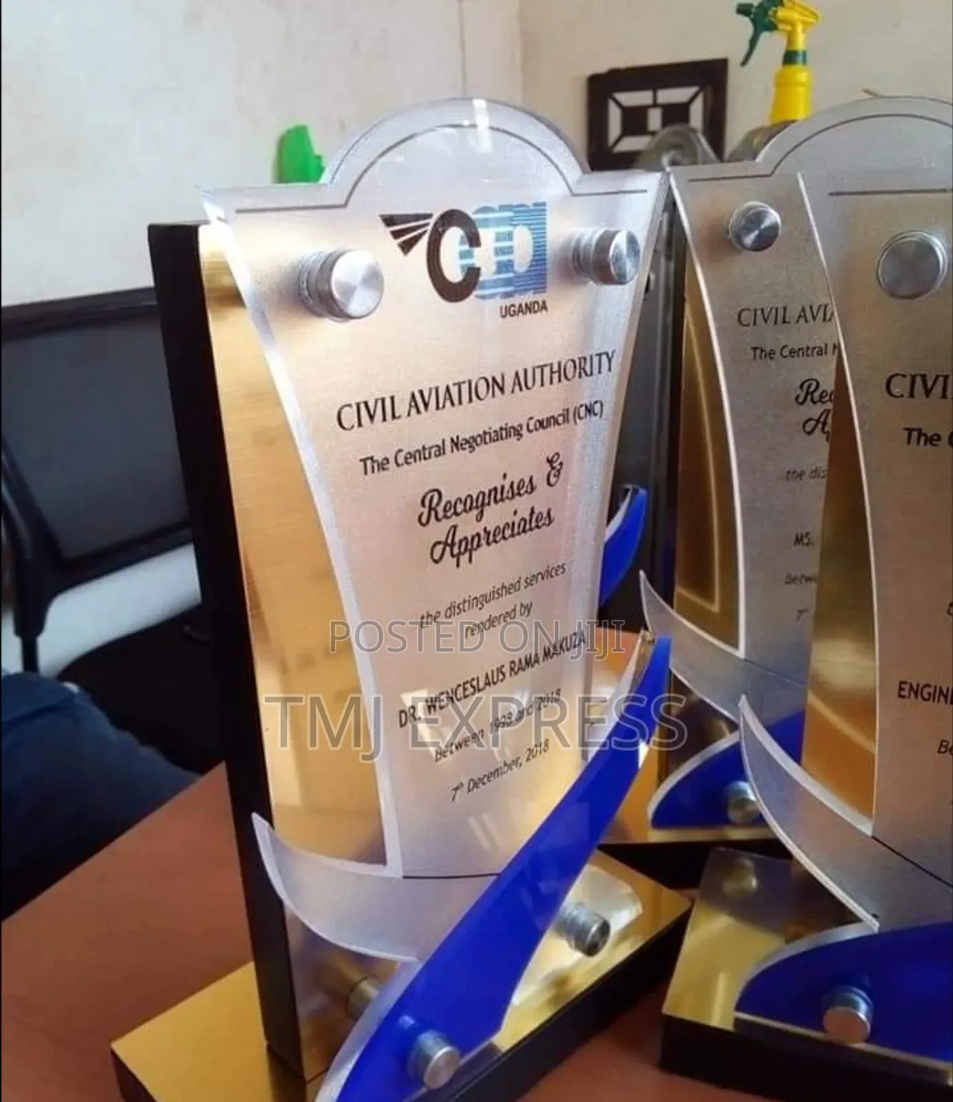 Customised Acrylic With Wood Plaques or Awards