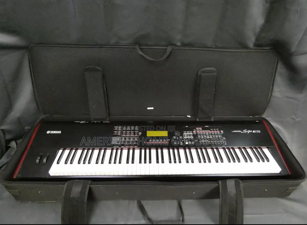 Yamaha S90es Keyboard Synthesizer With Full 88 Weighted Keys