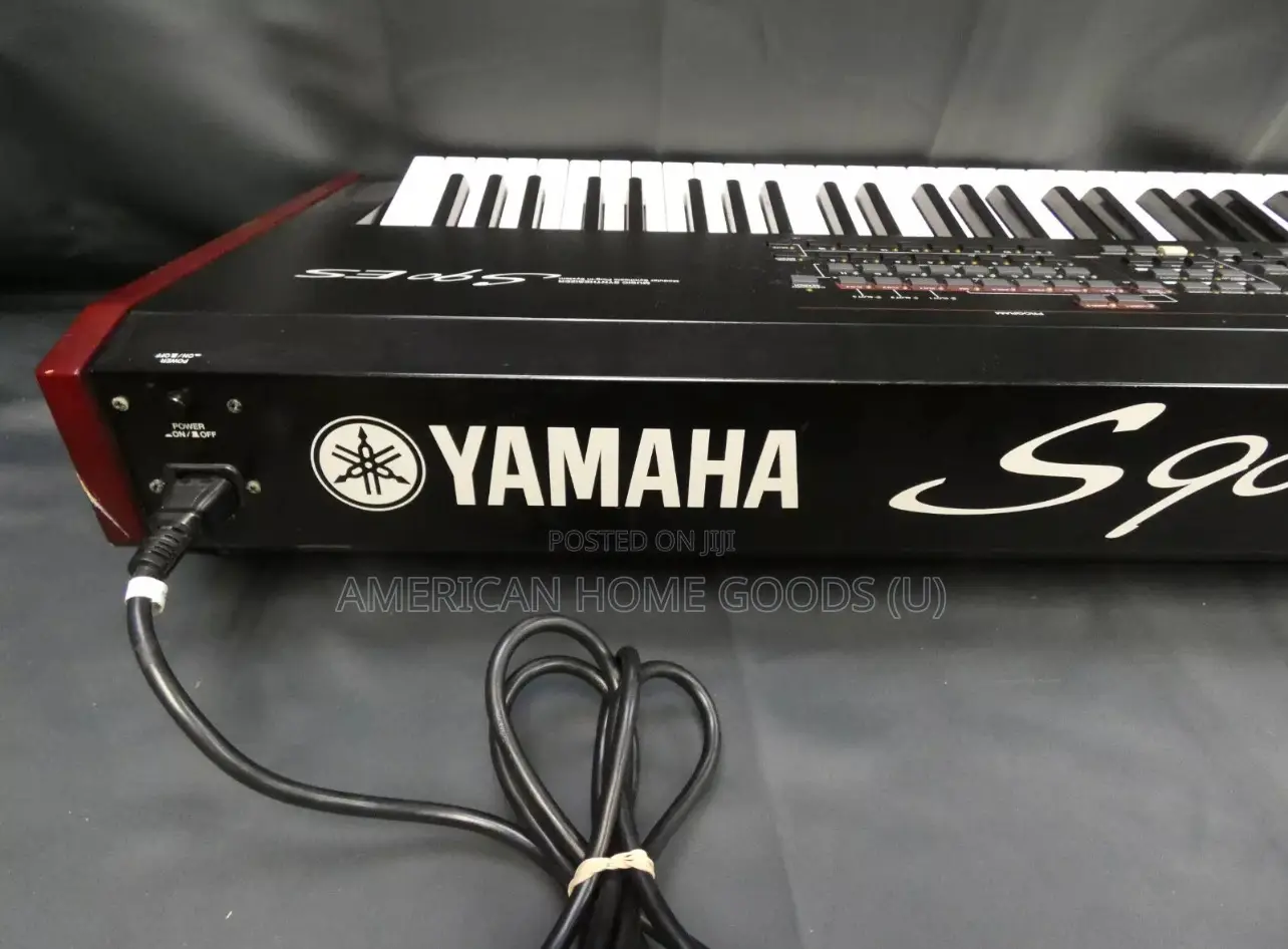 Yamaha S90es Keyboard Synthesizer With Full 88 Weighted Keys