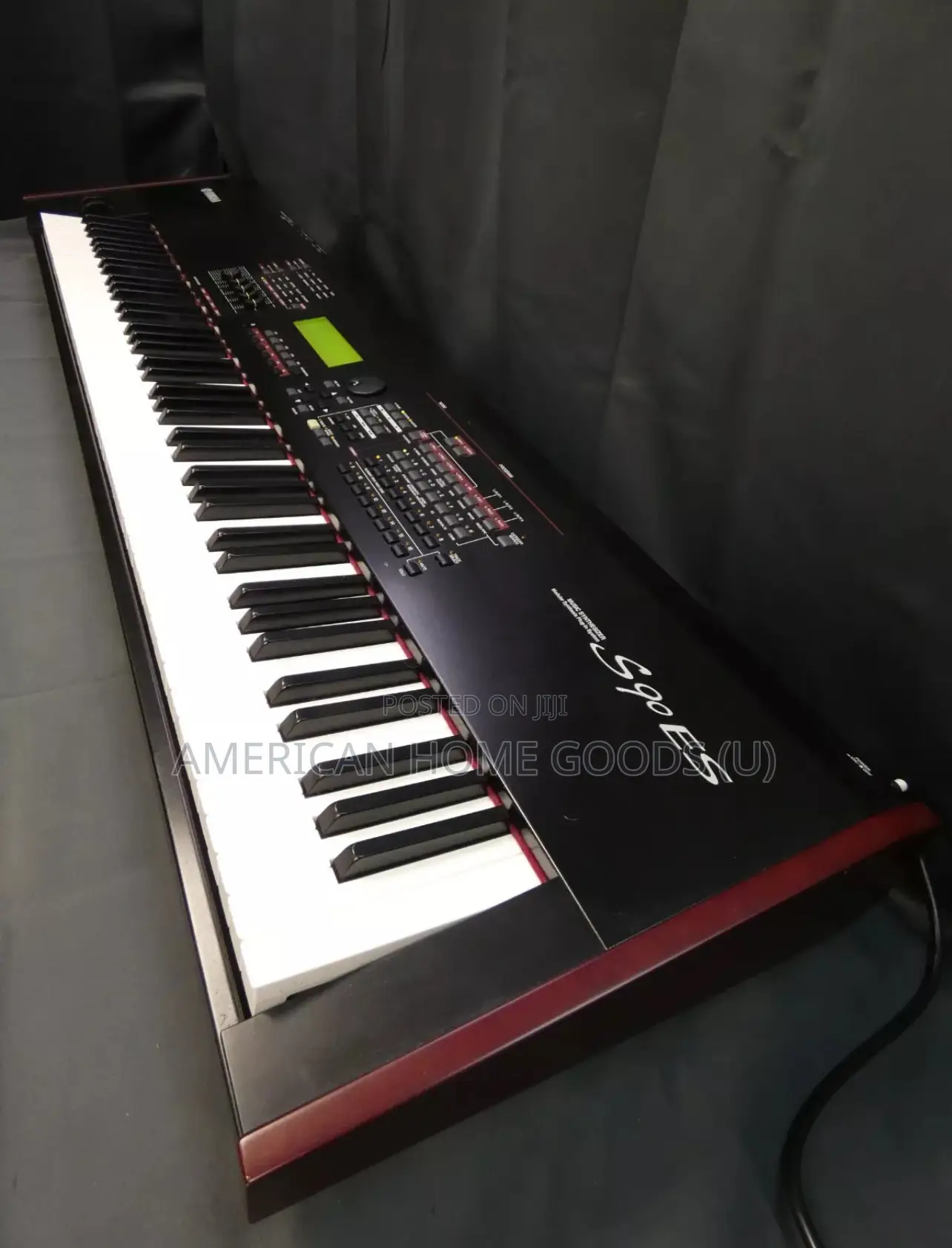Yamaha S90es Keyboard Synthesizer With Full 88 Weighted Keys