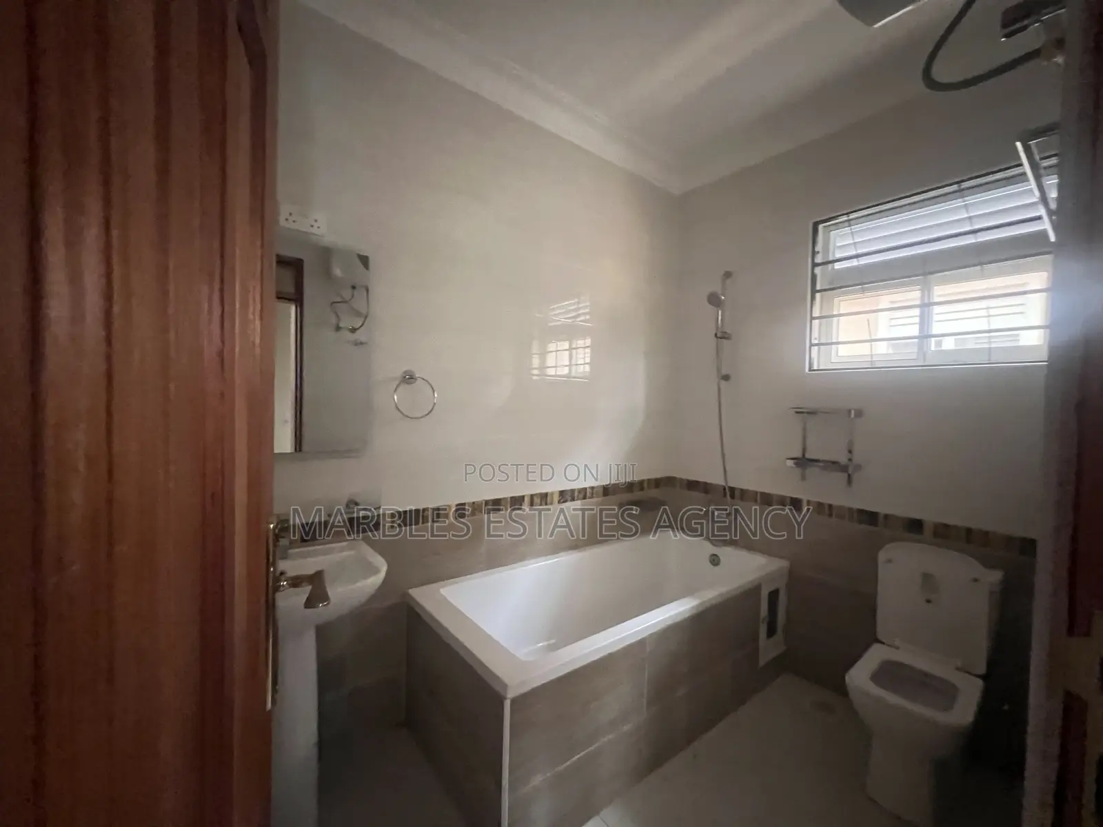 4bdrm House in Muyenga, Central Division for rent