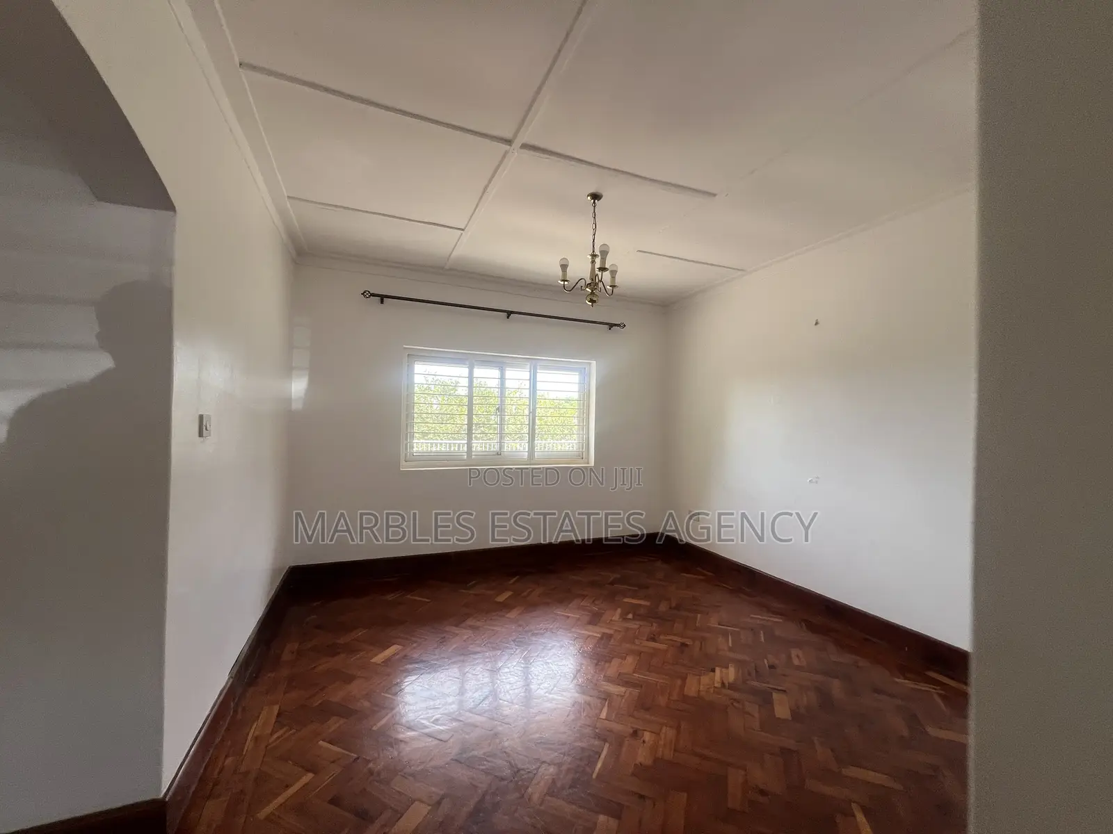 3bdrm Bungalow in Muyenga, Central Division for rent