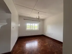 3bdrm Bungalow in Muyenga, Central Division for rent