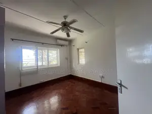 3bdrm Bungalow in Muyenga, Central Division for rent