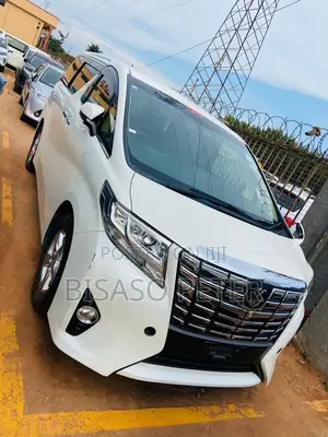 Toyota Alphard 2.5 Petrol AWD 2016 White