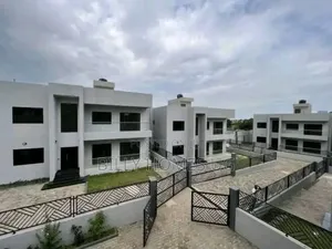 Photo - 4bdrm Villa in Nakawa for sale