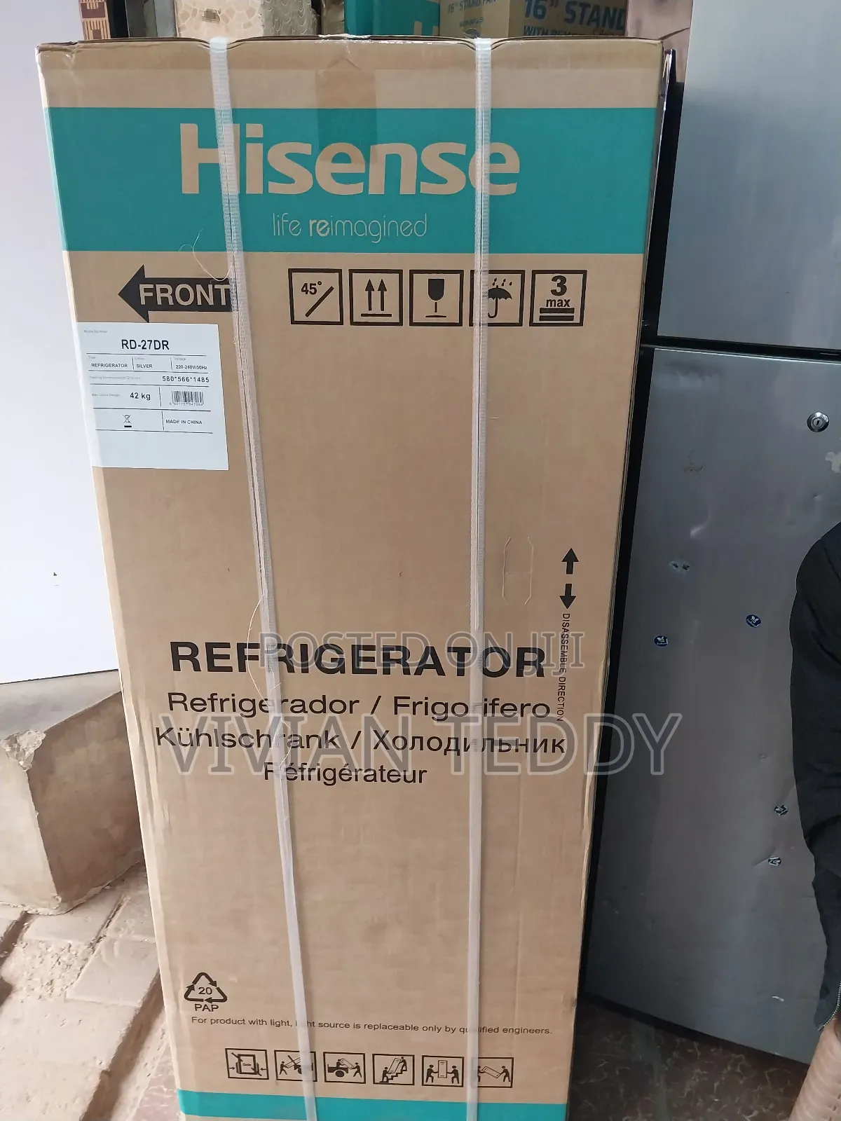 270l Hisense Fridge With Dispensor