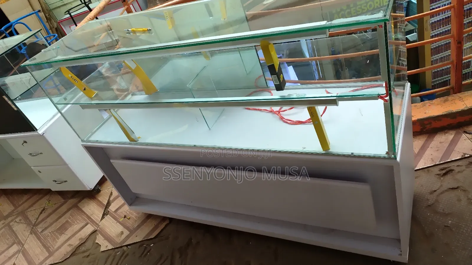 Counter Show Case 5x3ft 2-Layer Display Case With Lock and Safe