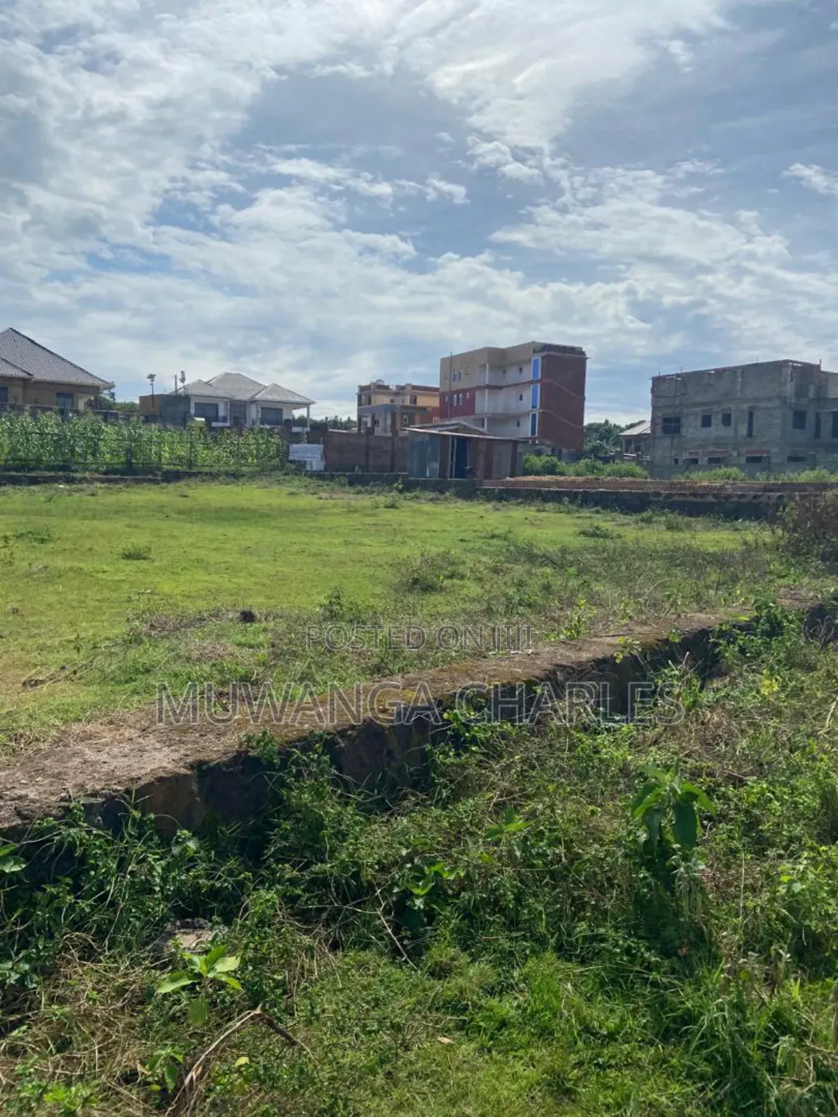 2acres of Land on Sale in Nkumba Entebbe Road