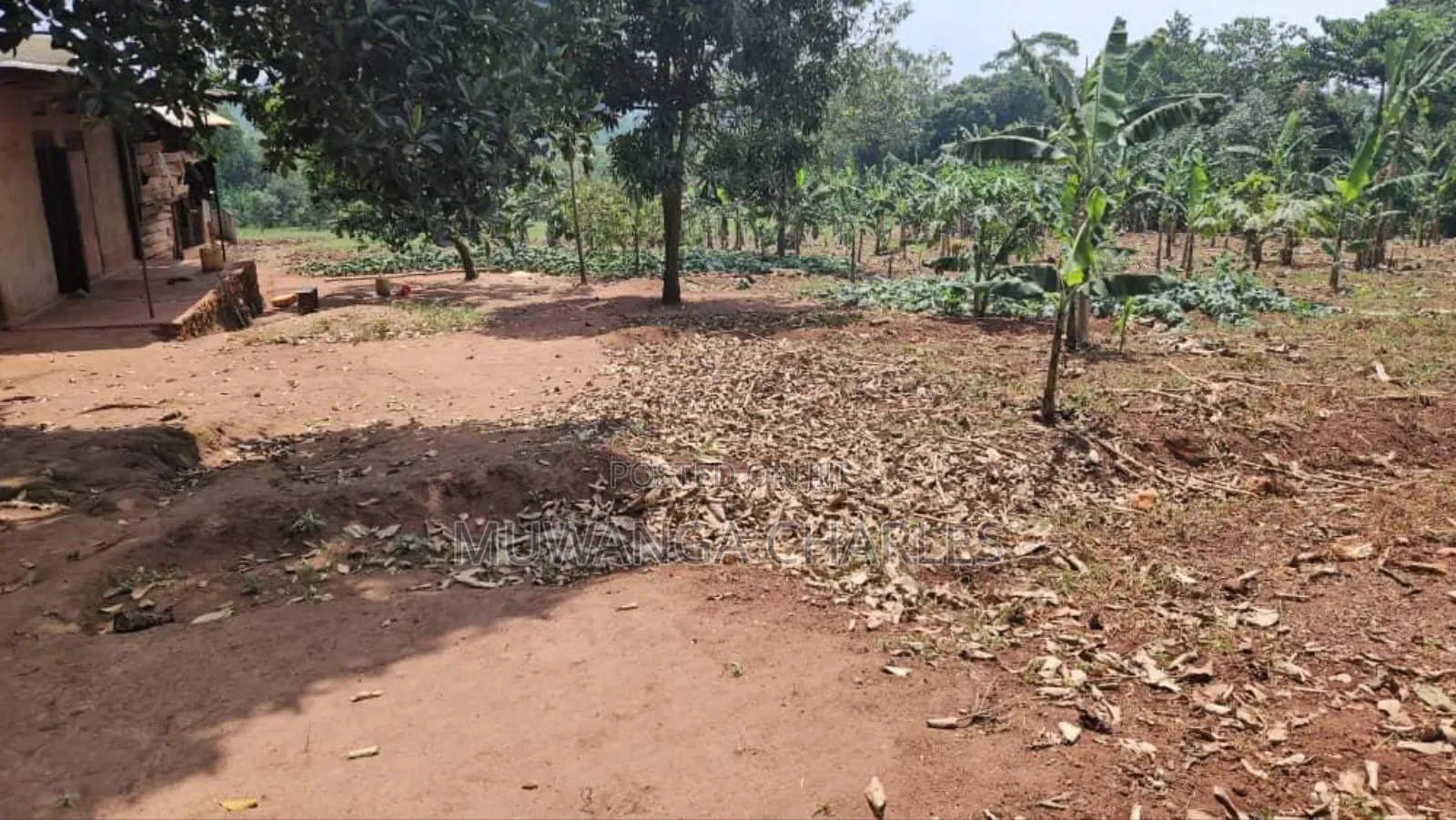 2acres of Land on Sale in Nkumba Entebbe Road