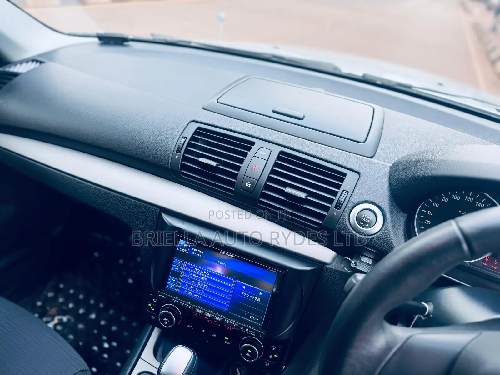 BMW 116i 2011 Silver