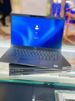 New Laptop Dell Latitude 7320 8GB Intel Core I5 SSHD (Hybrid) 256GB
