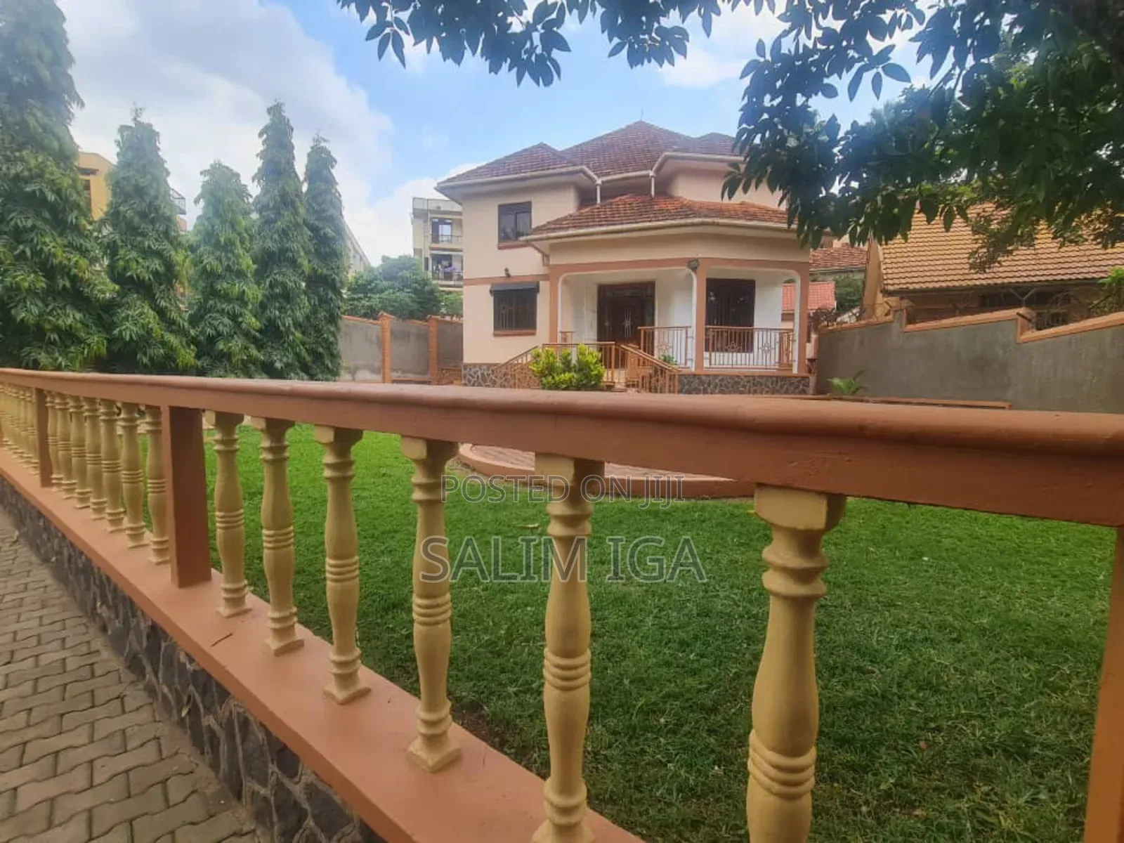 3bdrm Duplex in Kololo Property, Central Division for rent
