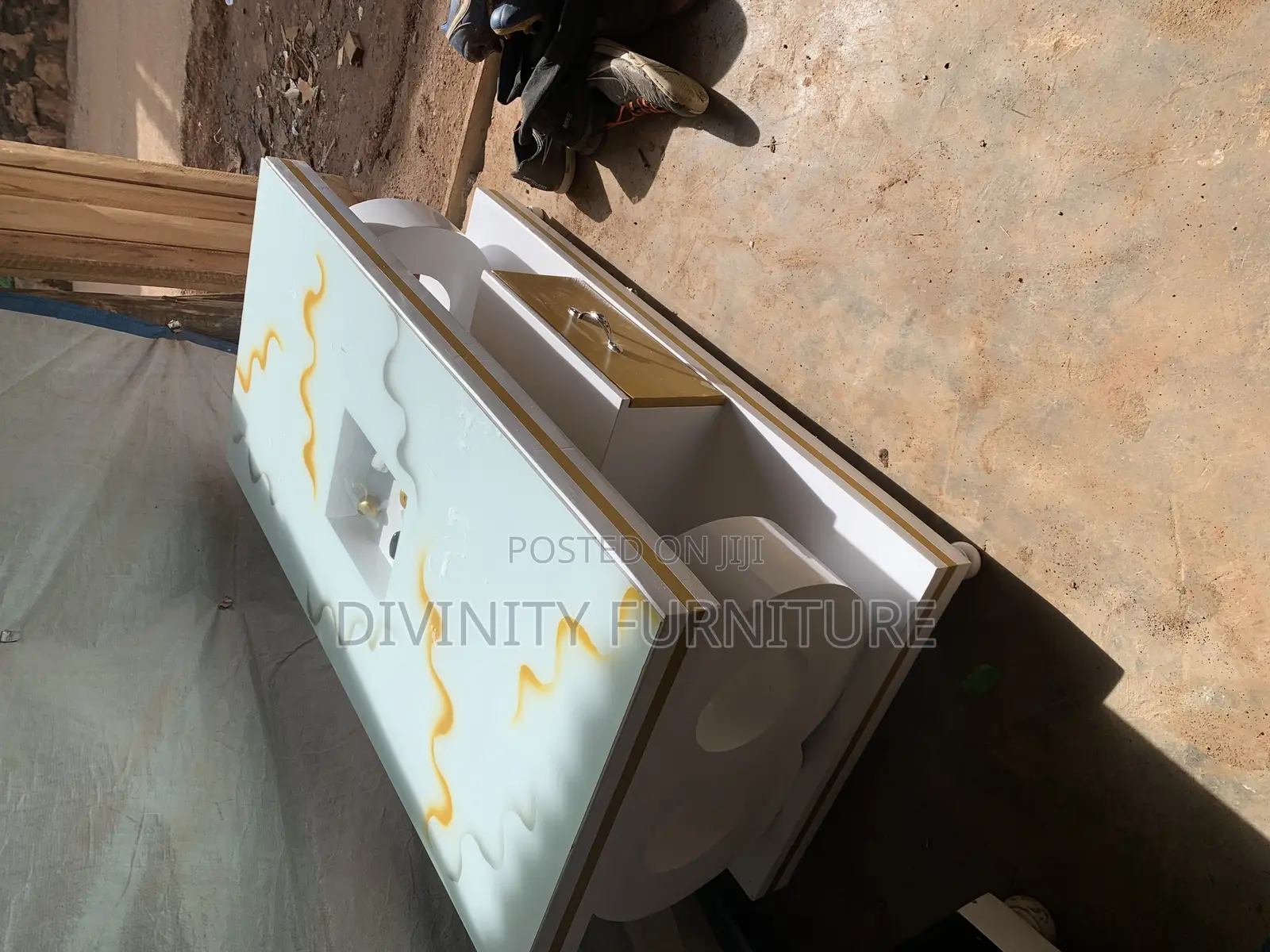 Center Table