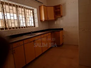 5bdrm Duplex in Kololo Property, Central Division for rent