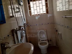 5bdrm Duplex in Kololo Property, Central Division for rent
