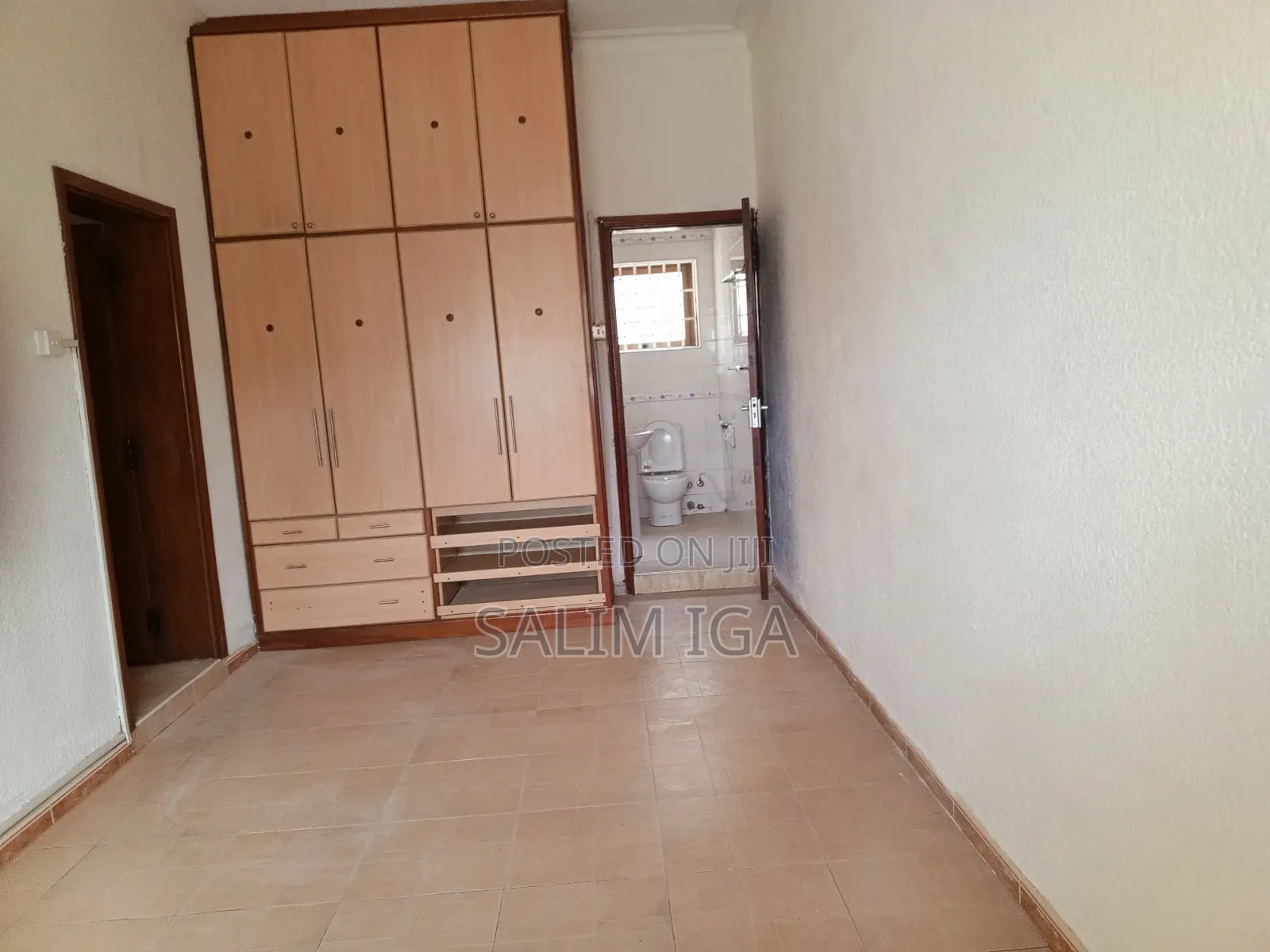 5bdrm Duplex in Kololo Property, Central Division for rent