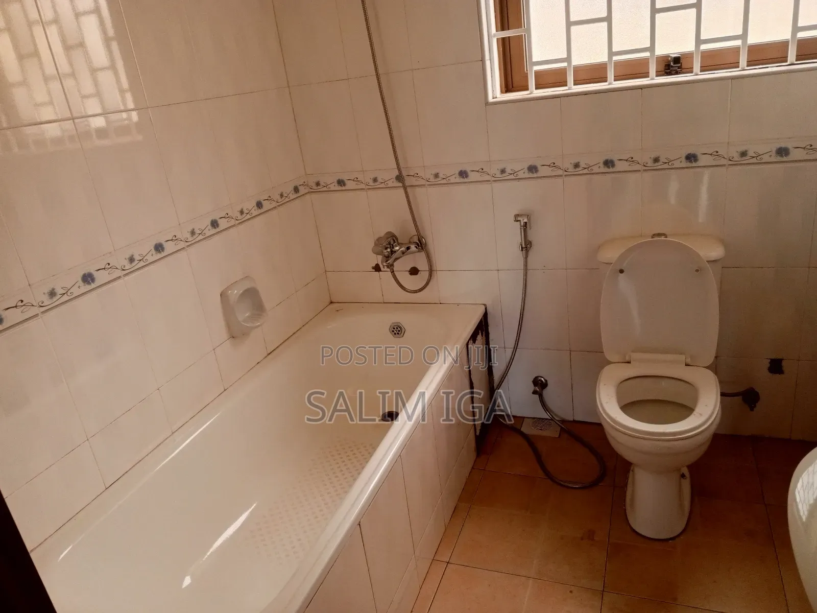 5bdrm Duplex in Kololo Property, Central Division for rent