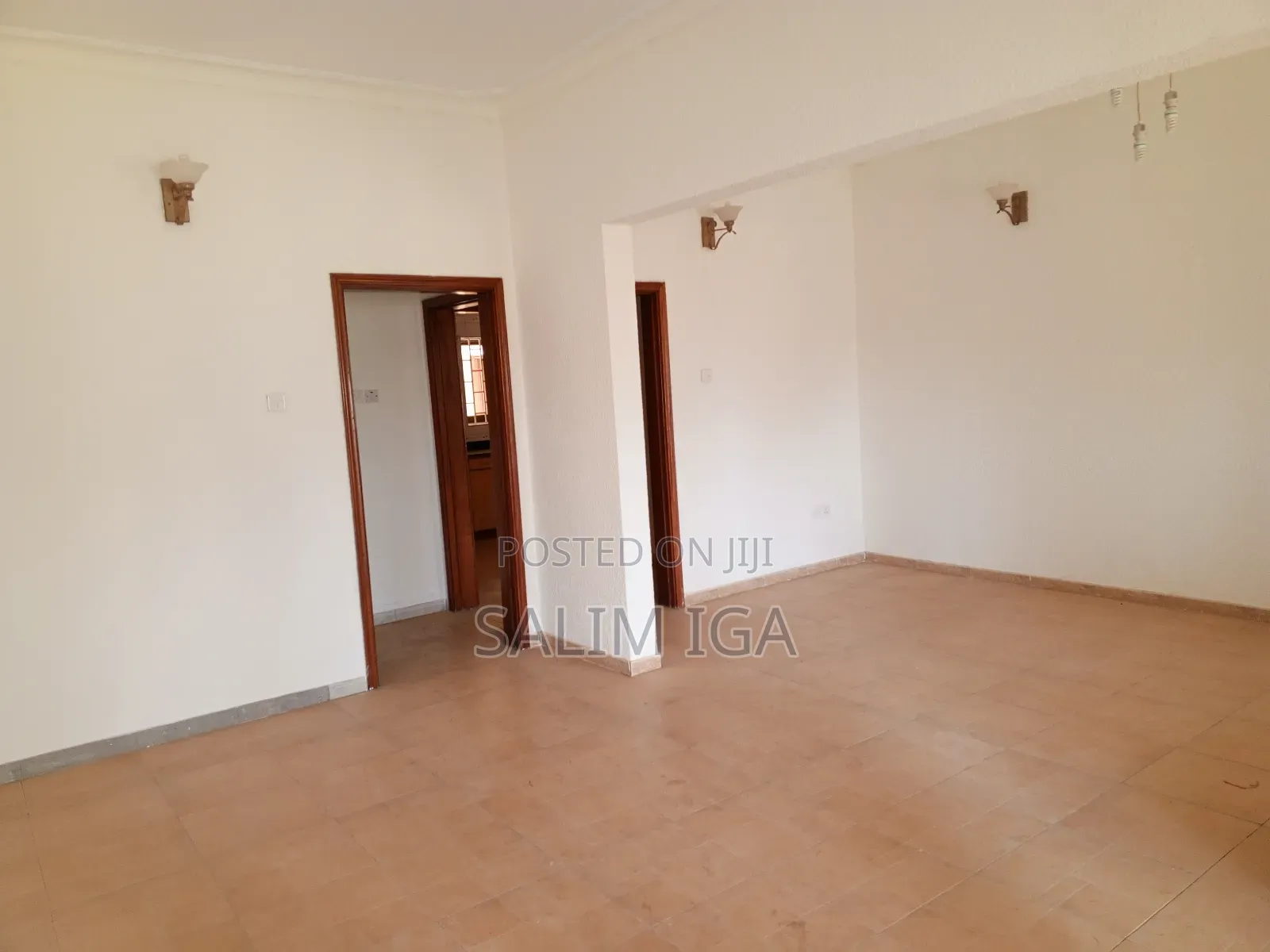 5bdrm Duplex in Kololo Property, Central Division for rent