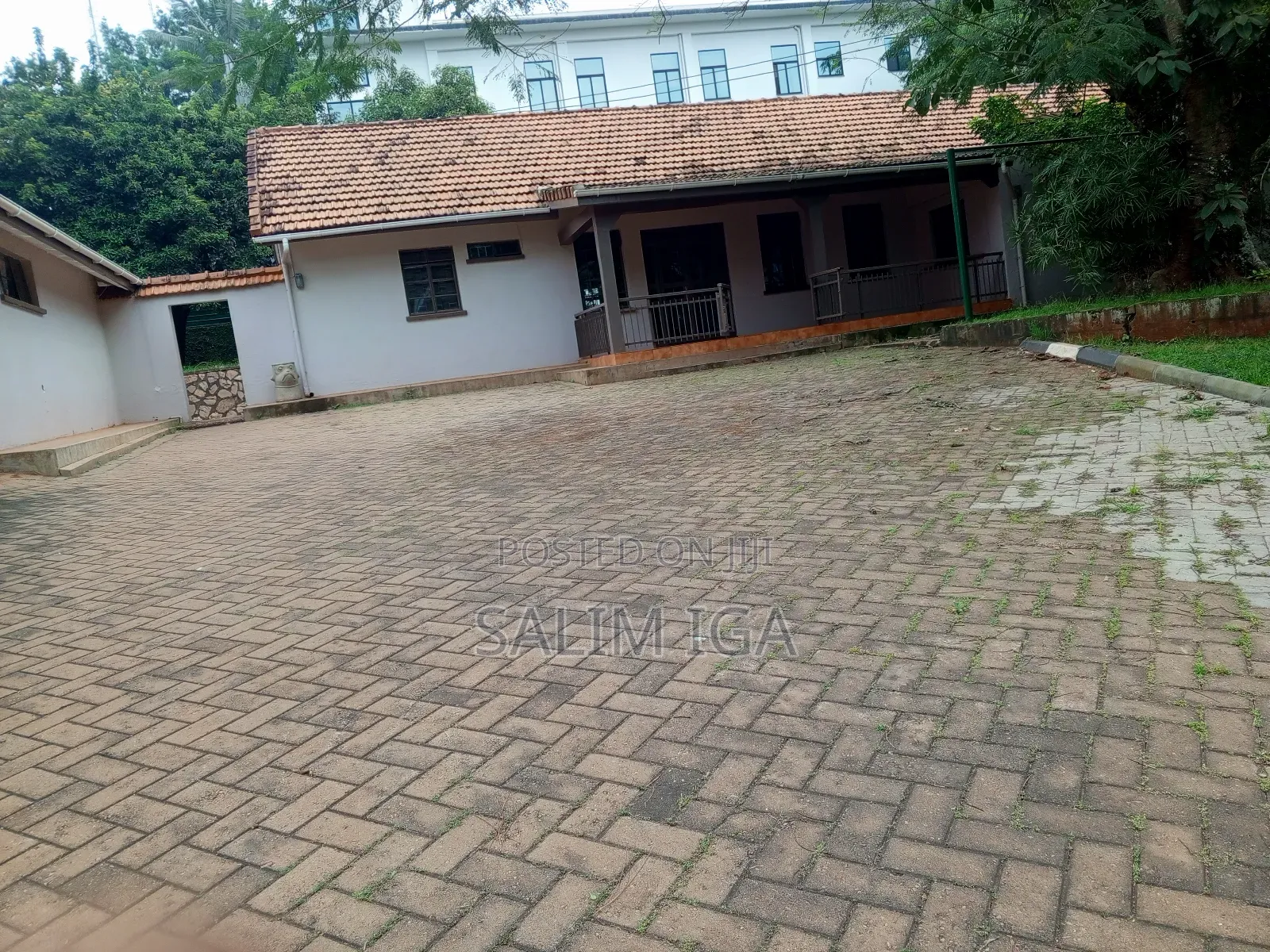 3bdrm Bungalow in Kololo Property, Central Division for rent