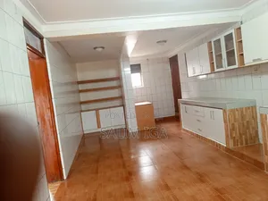 5bdrm Duplex in Kololo Property, Central Division for rent