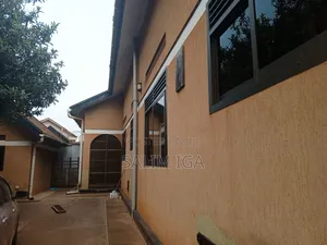 3bdrm Bungalow in Kololo Property, Central Division for rent
