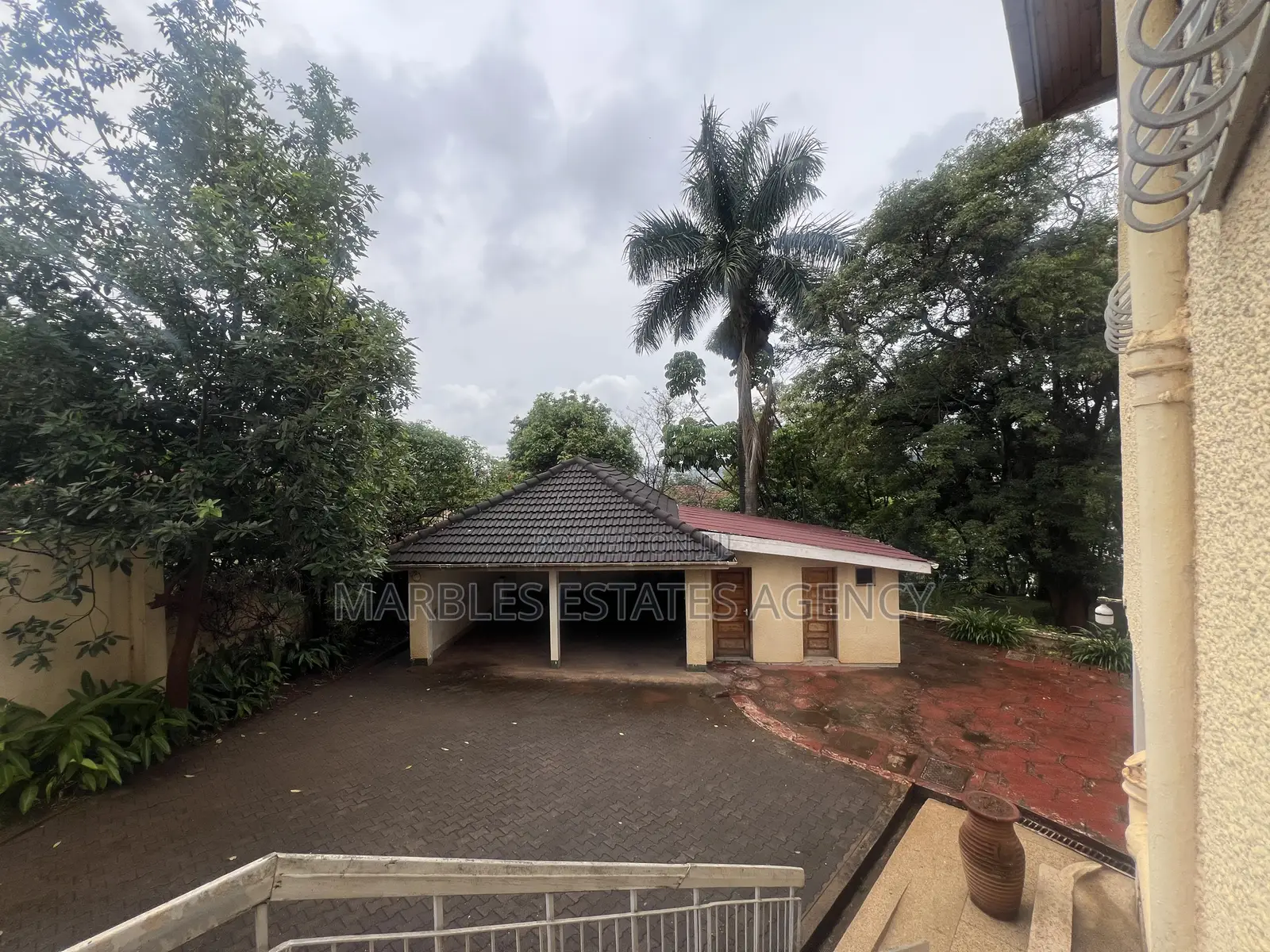 6bdrm House in Kololo, Central Division for rent
