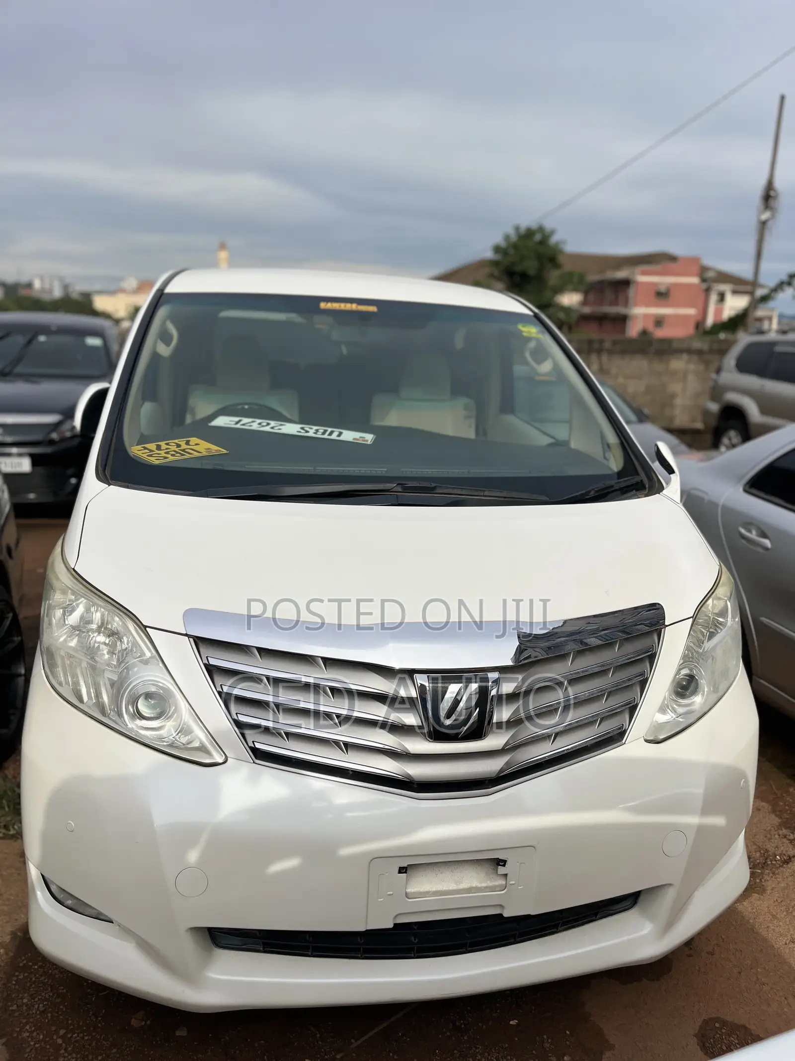 Toyota Alphard 2010 White