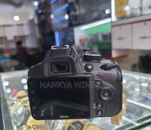 D3100 Nikon