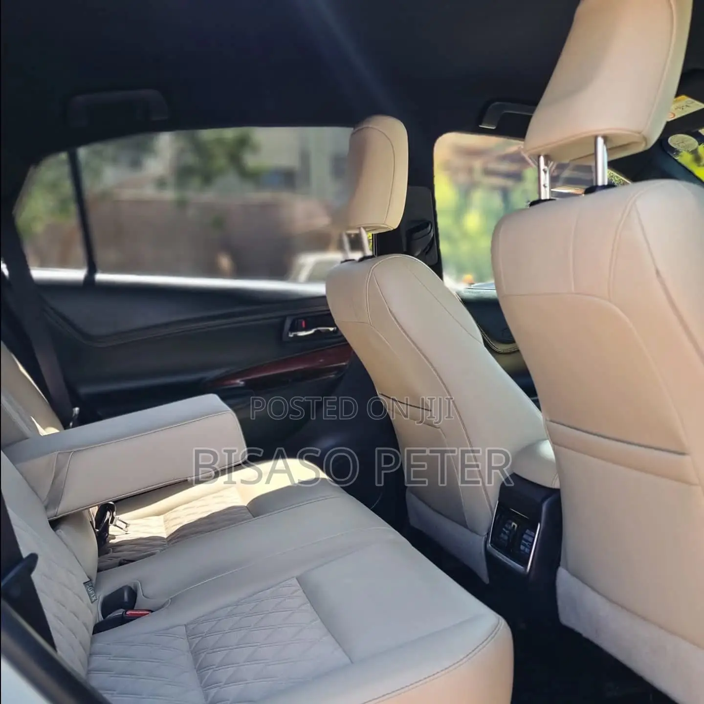 Toyota Harrier 2.0 2015 White