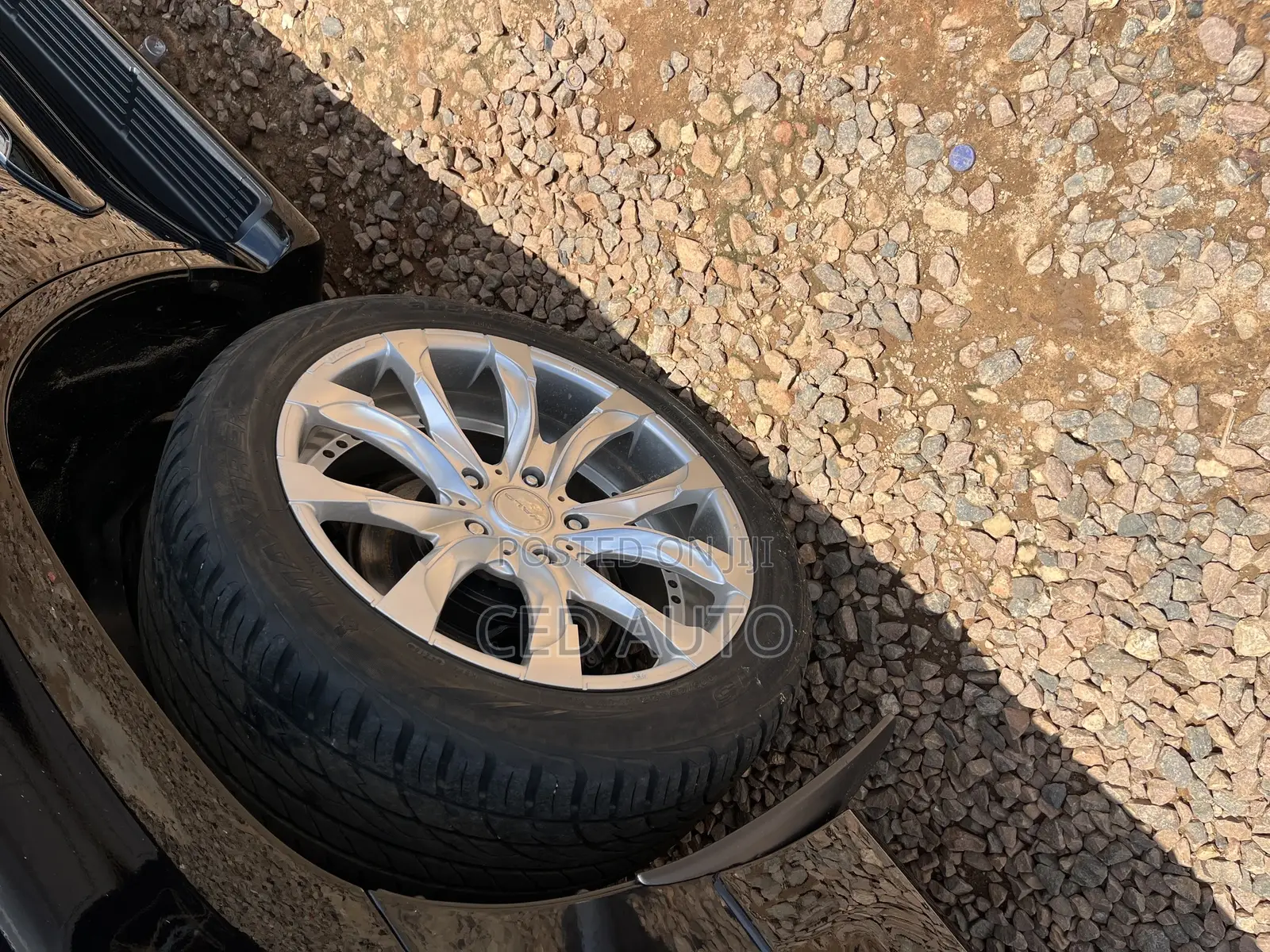 Toyota Land Cruiser 4.6 V8 ZX 2017 Black