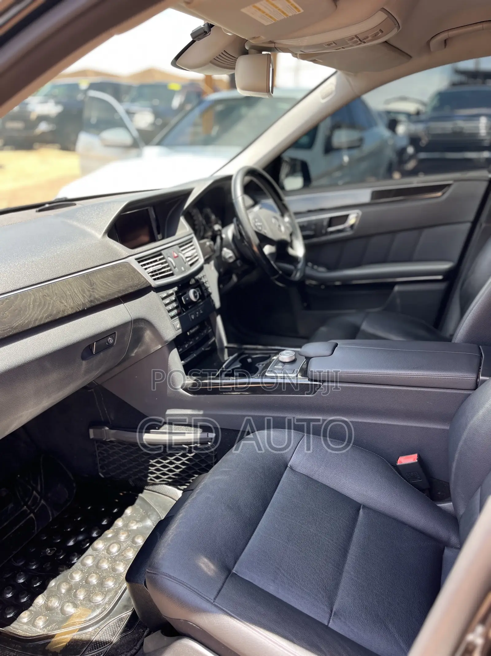 Mercedes-Benz E300 2010 Black