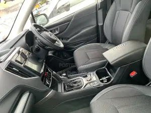 Subaru Forester 2.5i Premium AWD 2018 White