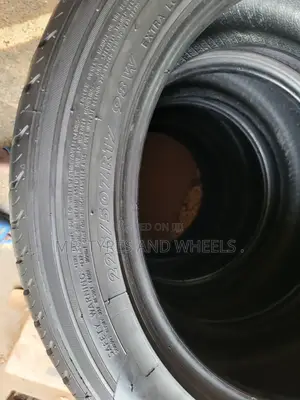 225 50 R17 Used Maximus Maxtrak Almost New Tires.