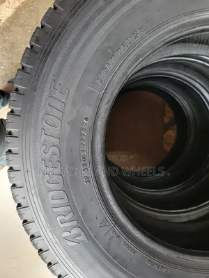It's195 80 R15 Used Bridgestone Blizzak Very Original Tires