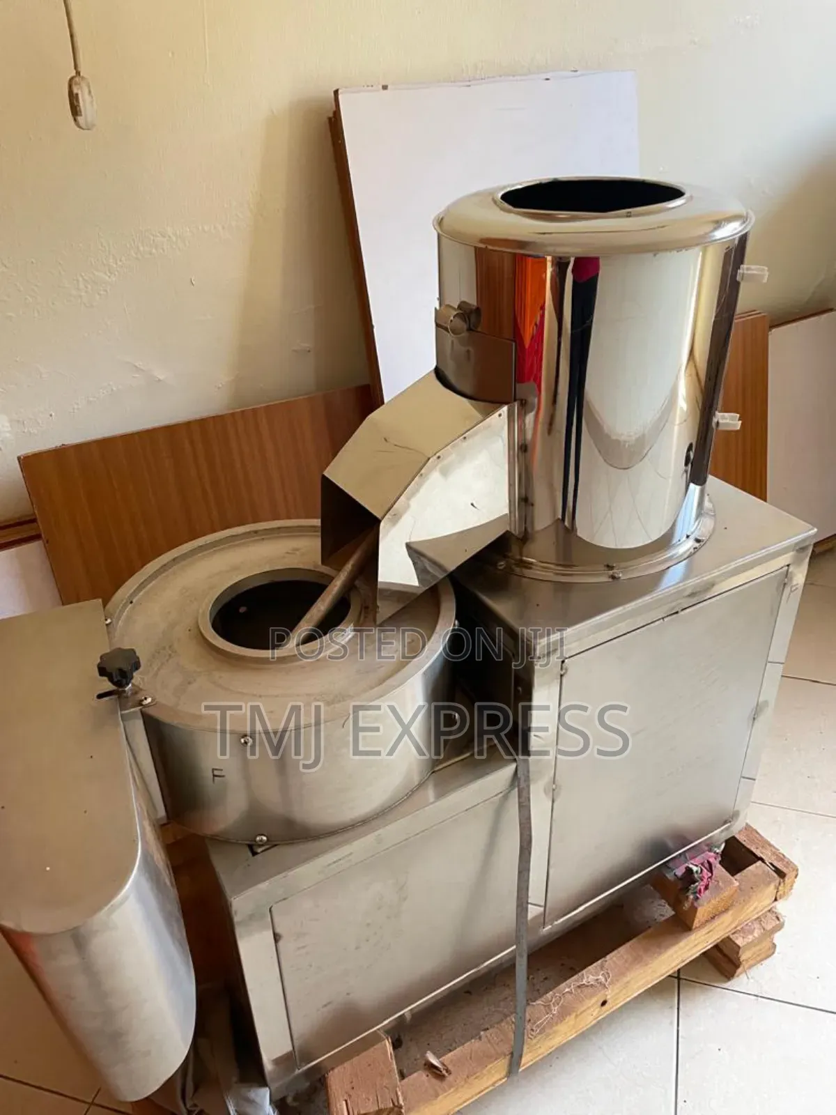 Crisps Making Machine-(Wash,Peal,Cut)