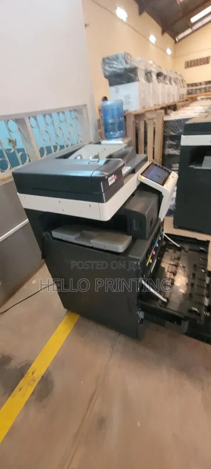 Konica Minolta C284e – 28ppm, Dual Paper Trays