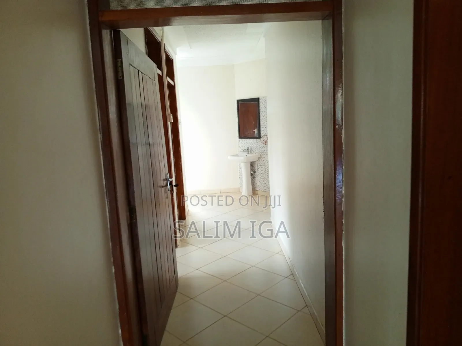 4bdrm Bungalow in Kololo Property, Central Division for rent
