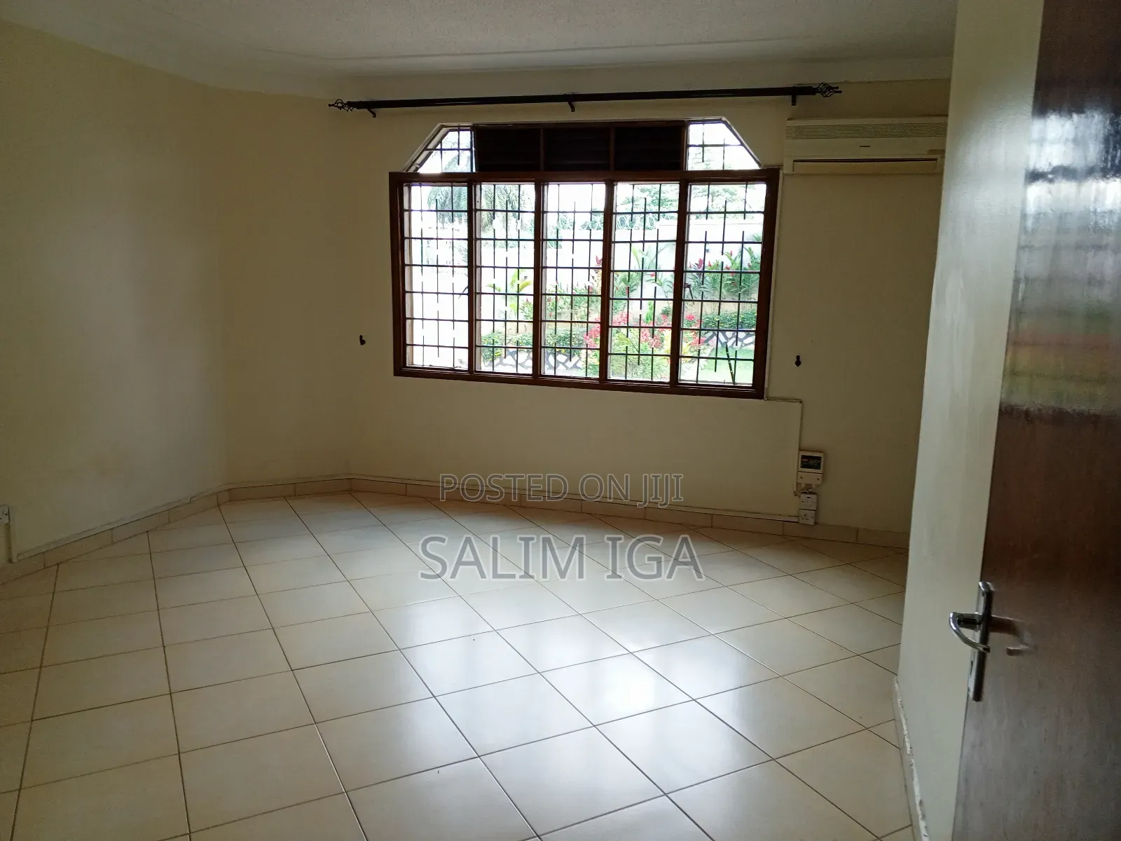 4bdrm Bungalow in Kololo Property, Central Division for rent