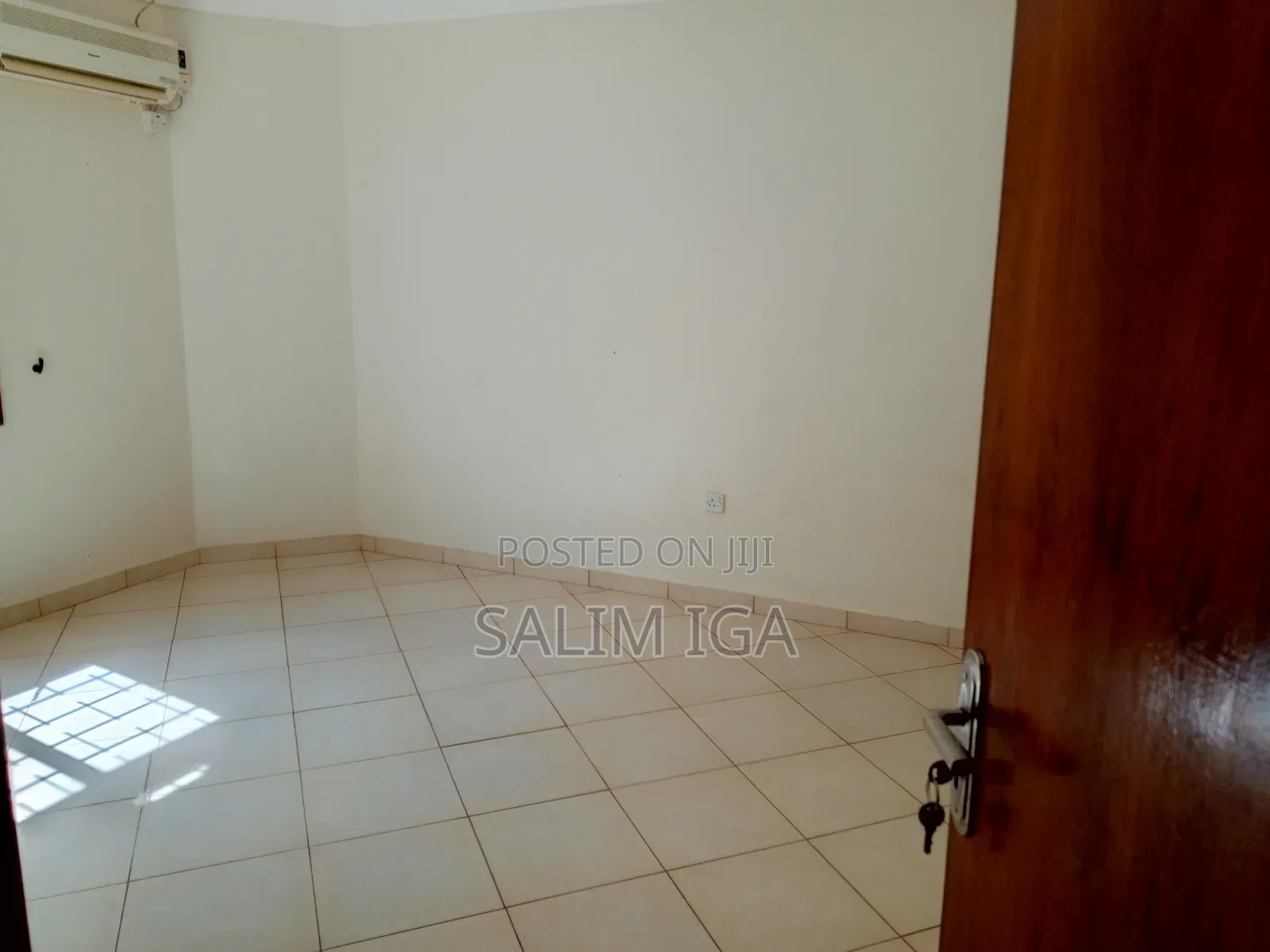 4bdrm Bungalow in Kololo Property, Central Division for rent