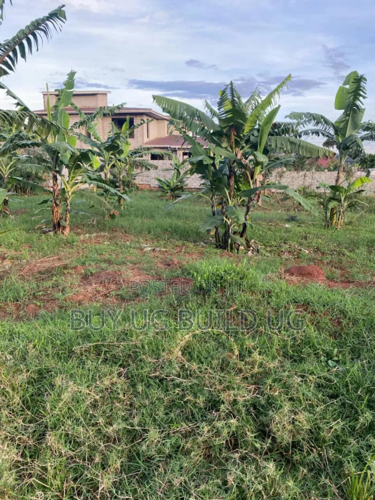 Plots for Sale Sale Kitende Kitovu Entebbe Road With Title