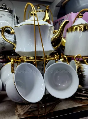 Photo - Coffer Tea Set With 6 Cups