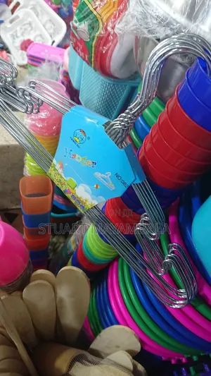 Metallic Hanger