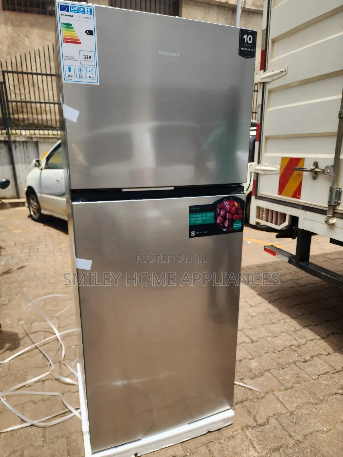 Hisense 488ltrs Frost Free Double Door Fridge at Cut Price