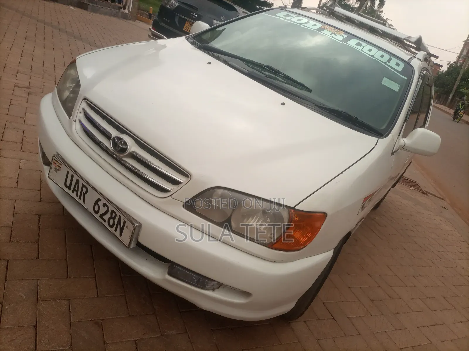 Toyota Ipsum 2000 White
