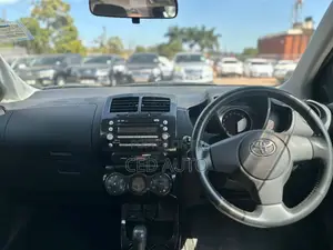 Toyota IST 2008 Brown